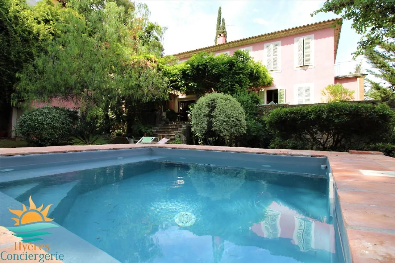 Maison Historique Hyères-Costebelle PK/WIFI Villa 0*,
